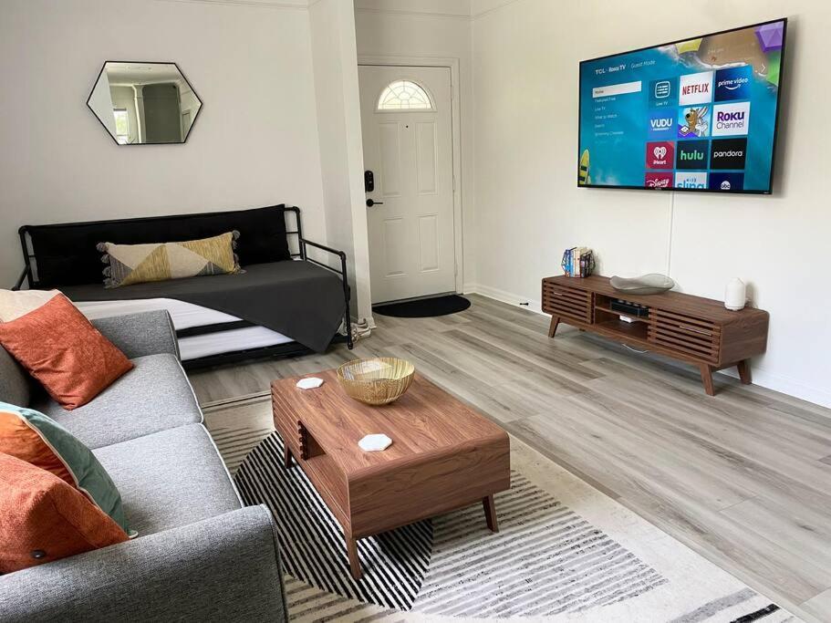Sanctuary Gainesville Bright 2 Bedroom King Condo エクステリア 写真