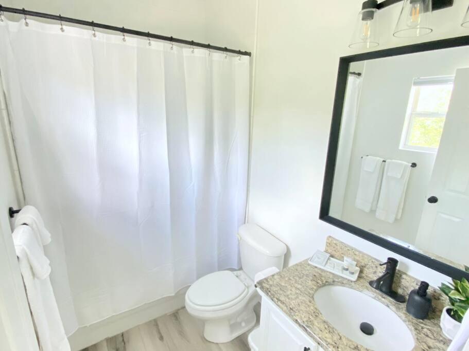 Sanctuary Gainesville Bright 2 Bedroom King Condo エクステリア 写真