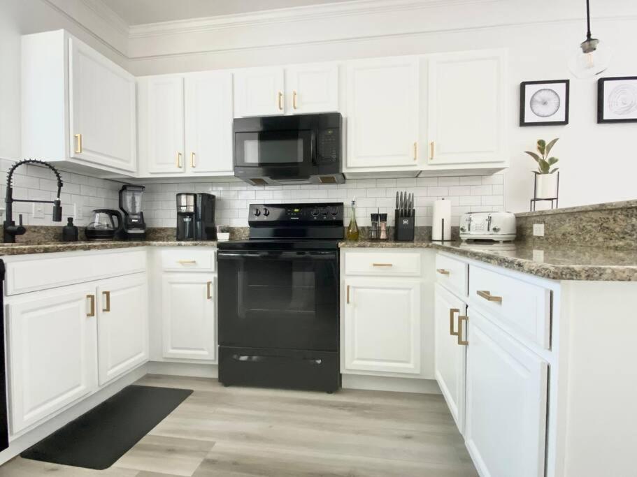Sanctuary Gainesville Bright 2 Bedroom King Condo エクステリア 写真