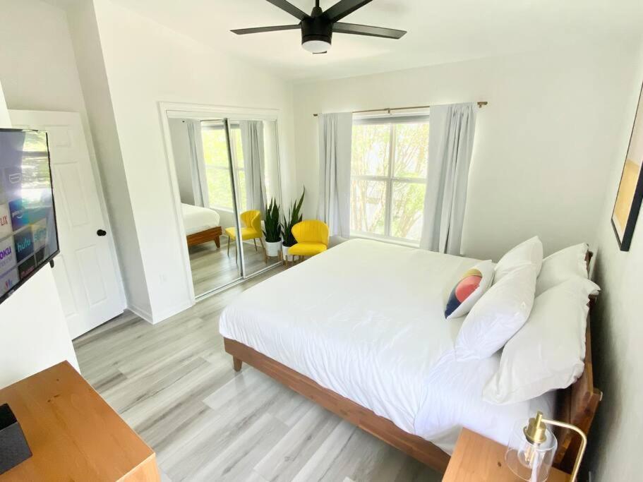 Sanctuary Gainesville Bright 2 Bedroom King Condo エクステリア 写真